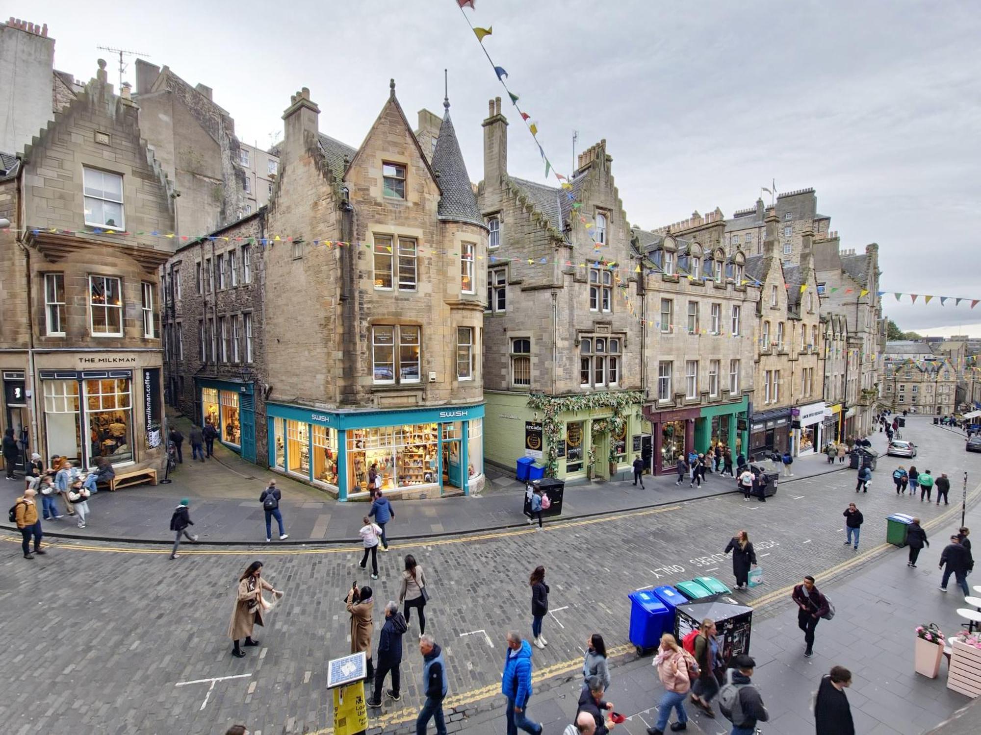 Edinburgh Backpackers - Over 18S Only ภายนอก รูปภาพ