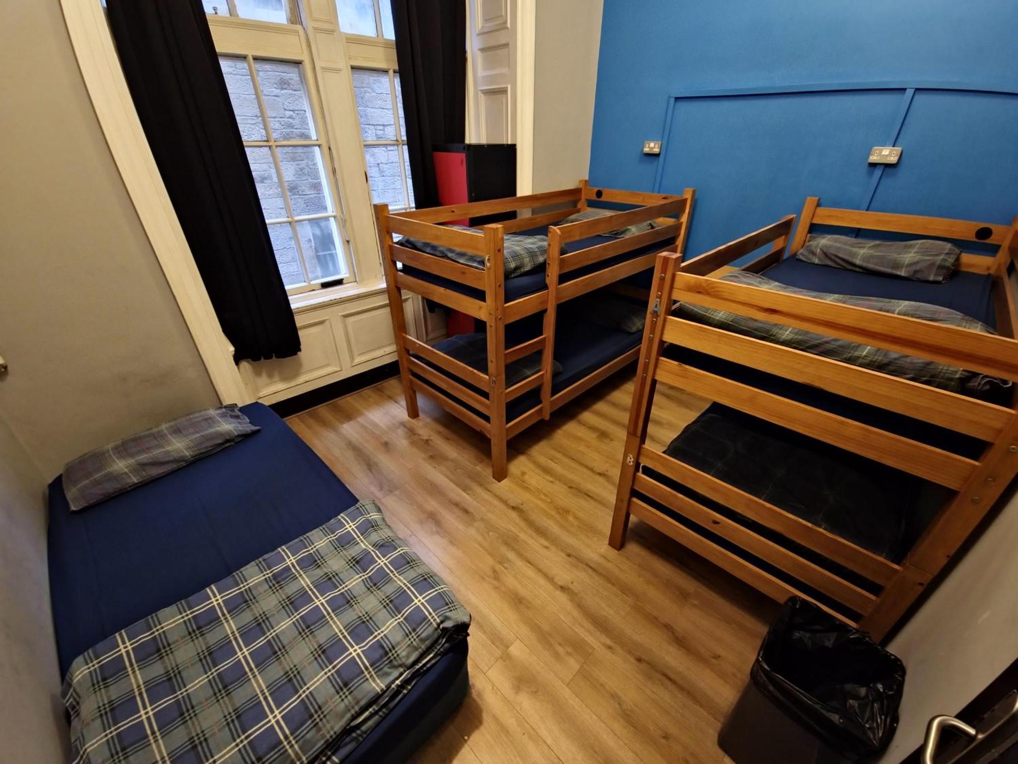 Edinburgh Backpackers - Over 18S Only ภายนอก รูปภาพ
