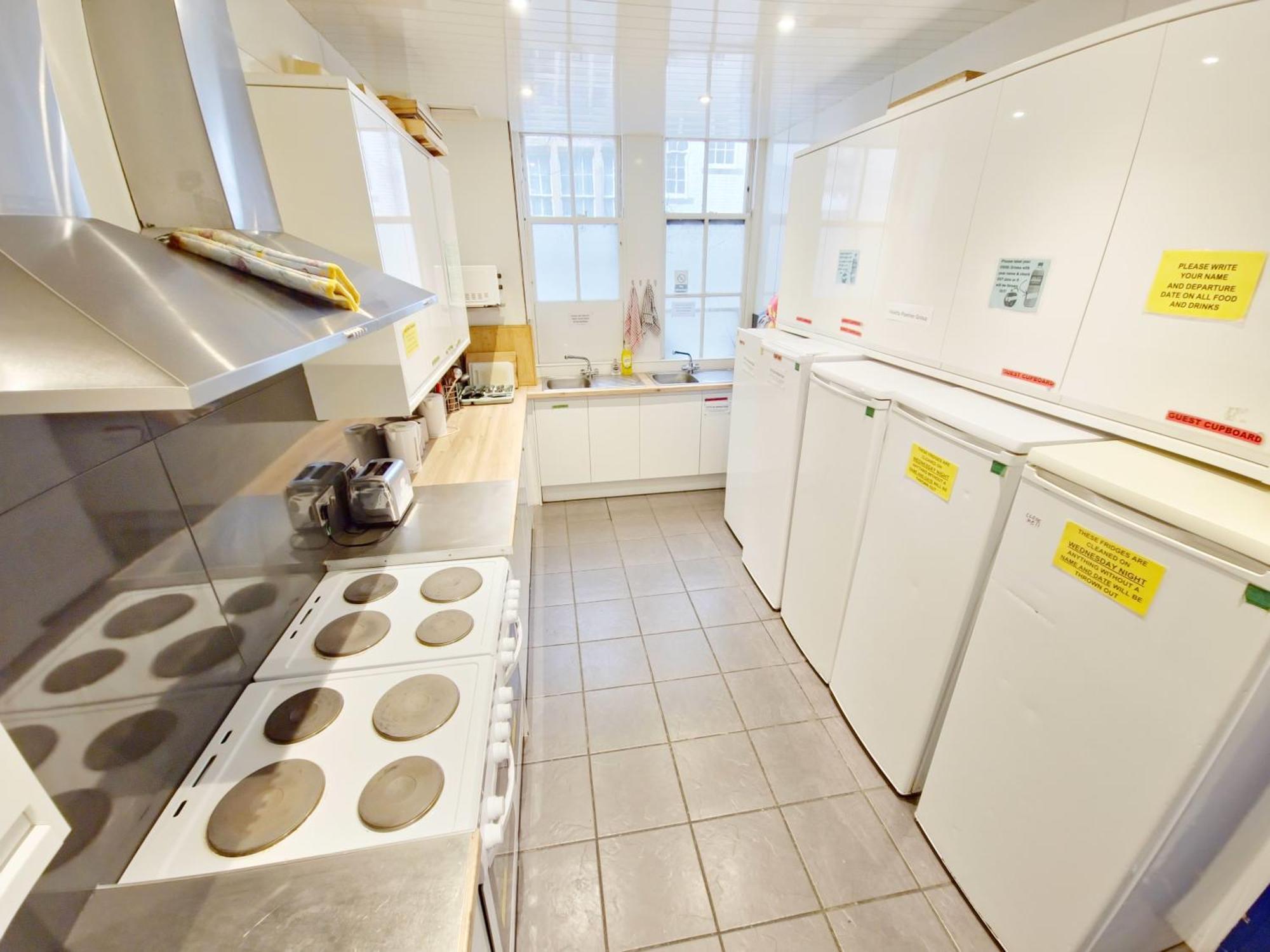 Edinburgh Backpackers - Over 18S Only ภายนอก รูปภาพ